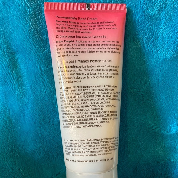Mary Kay pomegranate scented hand cream - Picture 2 of 2